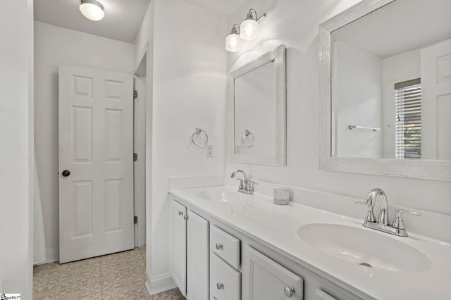 52 Sacha Lane, Travelers Rest, SC 29690