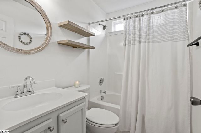 52 Sacha Lane, Travelers Rest, SC 29690