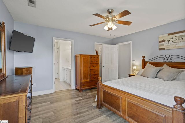 52 Sacha Lane, Travelers Rest, SC 29690