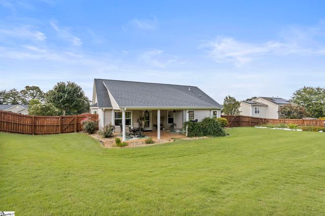 52 Sacha Lane, Travelers Rest, SC 29690
