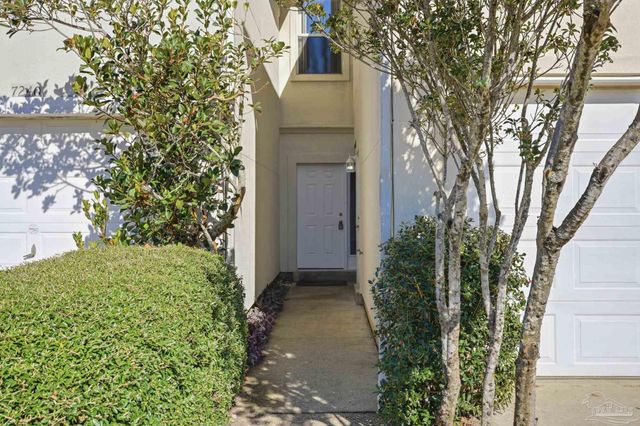 7242 Grimms Landing, Navarre, FL 32566
