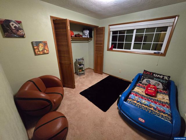 1104 29th Av SW, Albany, OR 97321