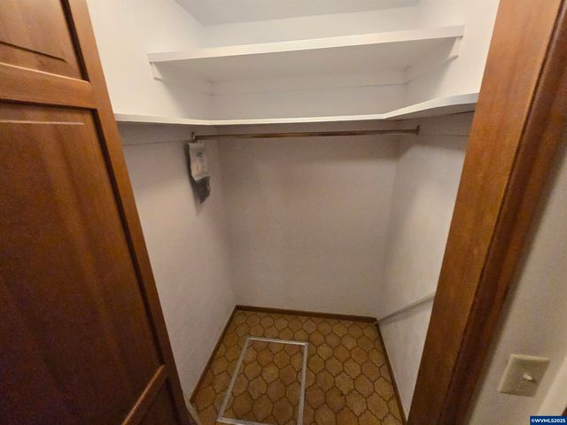 1104 29th Av SW, Albany, OR 97321