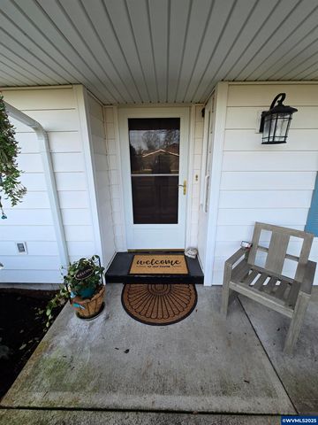 1104 29th Av SW, Albany, OR 97321