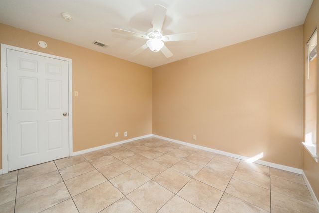 2705 N Fourth St, Longview, TX 75605