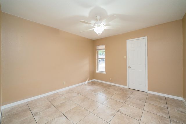 2705 N Fourth St, Longview, TX 75605