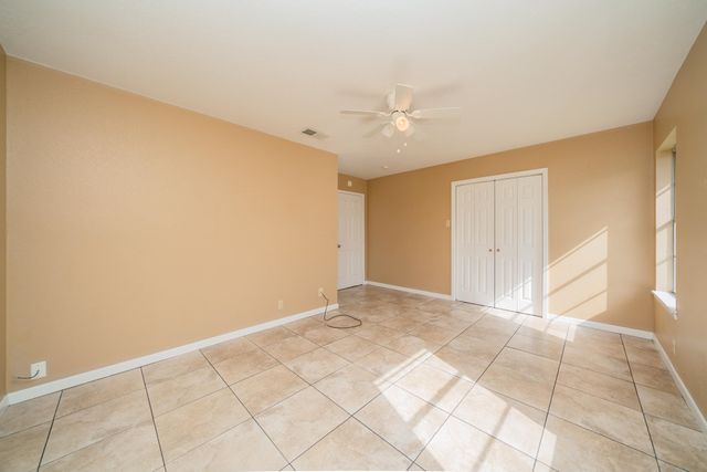 2705 N Fourth St, Longview, TX 75605