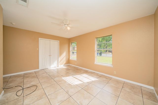 2705 N Fourth St, Longview, TX 75605