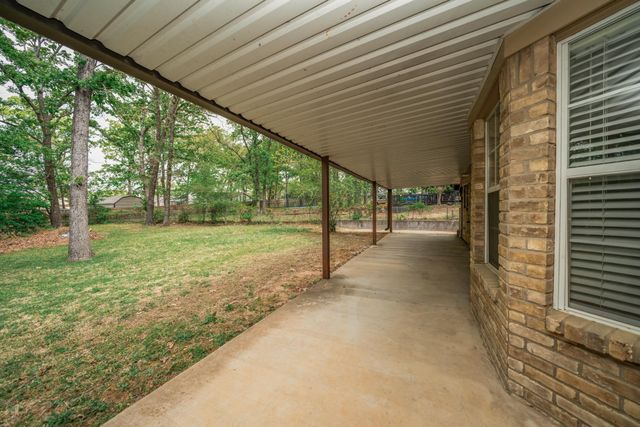 2705 N Fourth St, Longview, TX 75605