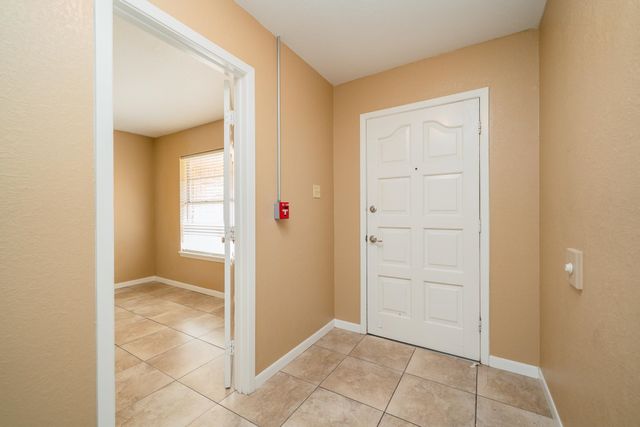 2705 N Fourth St, Longview, TX 75605