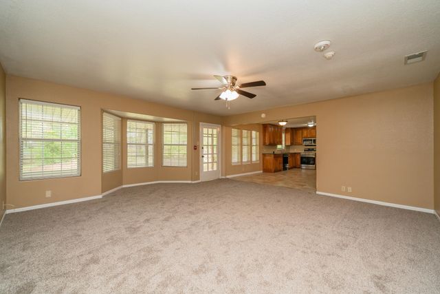 2705 N Fourth St, Longview, TX 75605