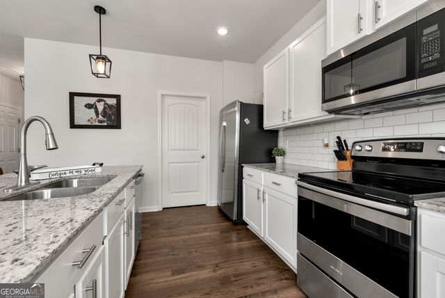 102 Etowah Parkway, Dawsonville, GA 30534