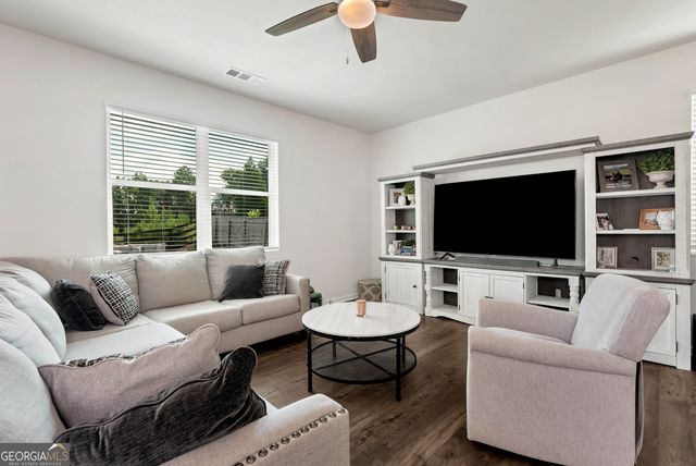 102 Etowah Parkway, Dawsonville, GA 30534