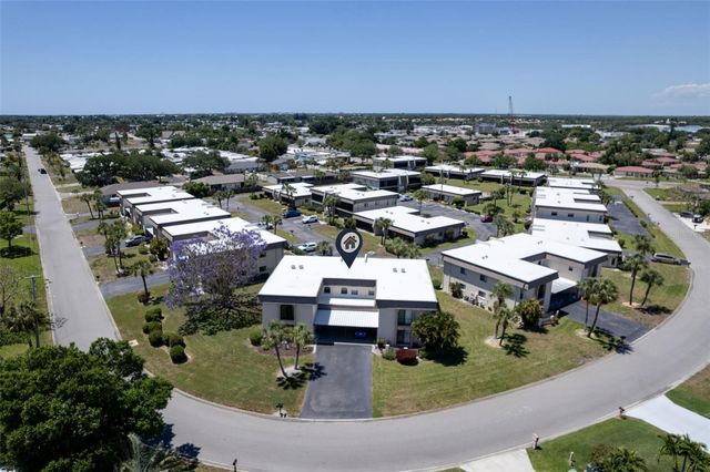 1727 LAKESIDE DRIVE 1718C, Venice, FL 34293