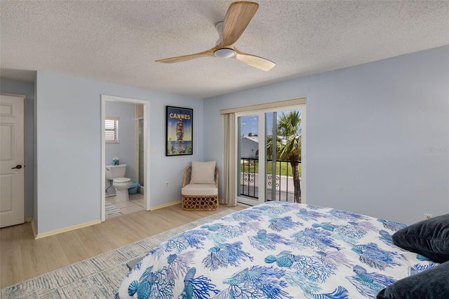 1727 LAKESIDE DRIVE 1718C, Venice, FL 34293