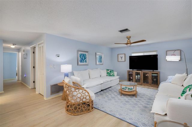 1727 LAKESIDE DRIVE 1718C, Venice, FL 34293