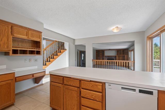 18418 85th Place N, Maple Grove, MN 55311