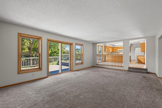 18418 85th Place N, Maple Grove, MN 55311