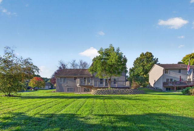 18418 85th Place N, Maple Grove, MN 55311
