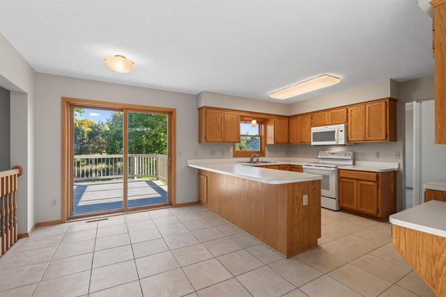 18418 85th Place N, Maple Grove, MN 55311