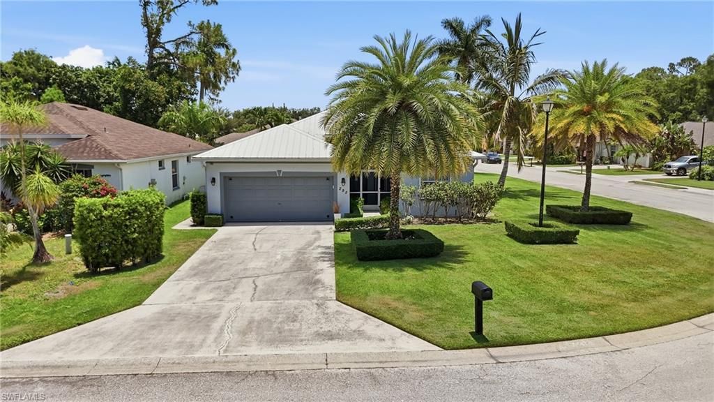 295 Stanhope CIR, NAPLES, FL 34104 — photo 4