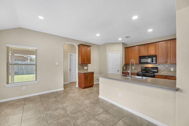 10910 Overland Trail Drive, Richmond, TX 77406