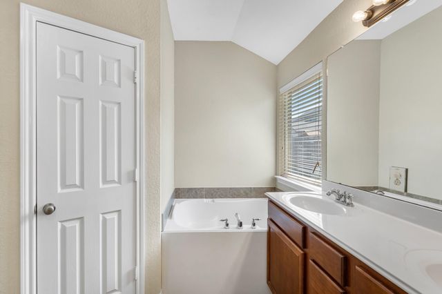 10910 Overland Trail Drive, Richmond, TX 77406