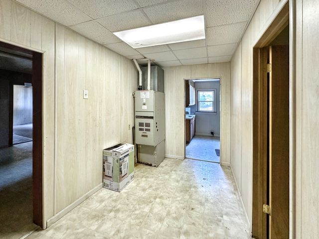 615 S Central Street, Gilman, IL 60938