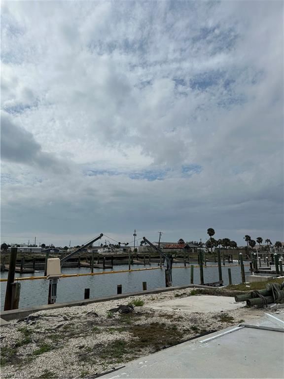 829 Oak ST, FORT MYERS BEACH, FL 33931 — photo 5