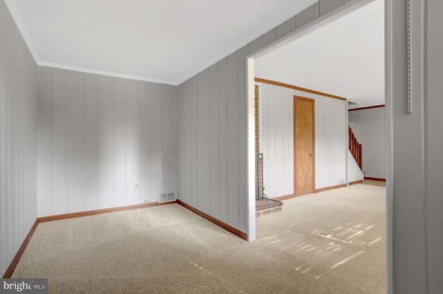 3020 PINE SPRING RD, Falls Church, VA 22042