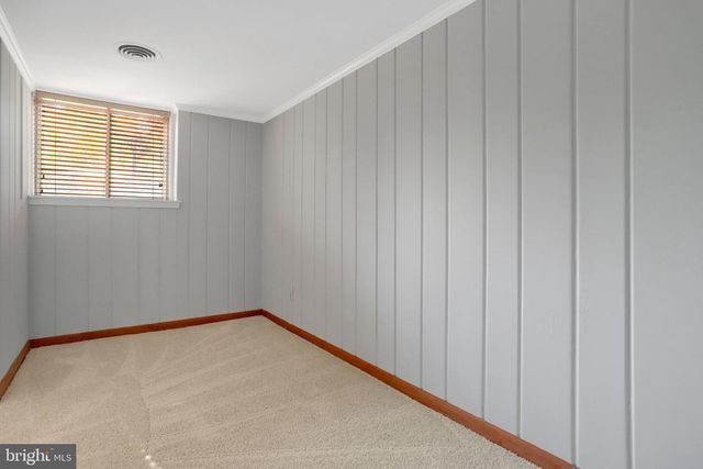3020 PINE SPRING RD, Falls Church, VA 22042