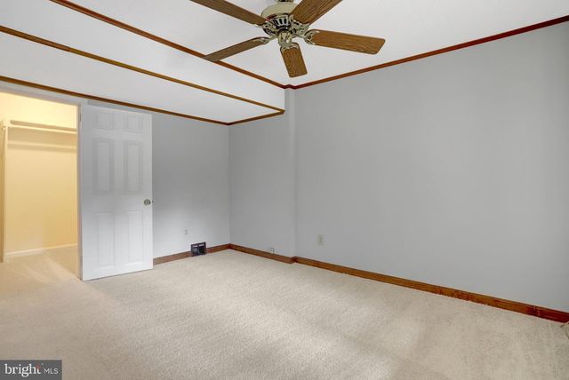 3020 PINE SPRING RD, Falls Church, VA 22042