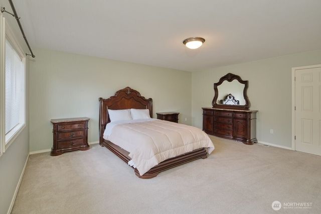 12612 SE 261 Street, Kent, WA 98030