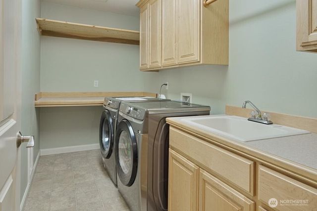 12612 SE 261 Street, Kent, WA 98030