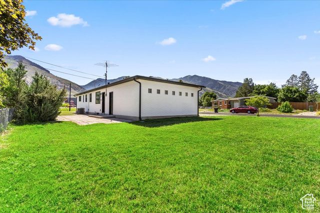 1393 E DAVIS AVE, Logan, UT 84321