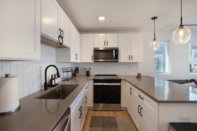 102 Duke St Apt 45, Nashville, TN 37207