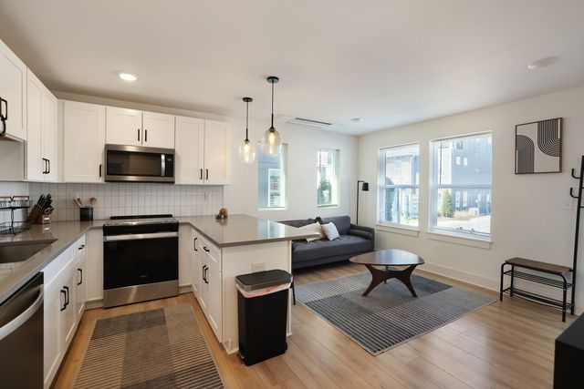 102 Duke St Apt 45, Nashville, TN 37207