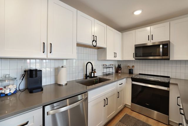 102 Duke St Apt 45, Nashville, TN 37207