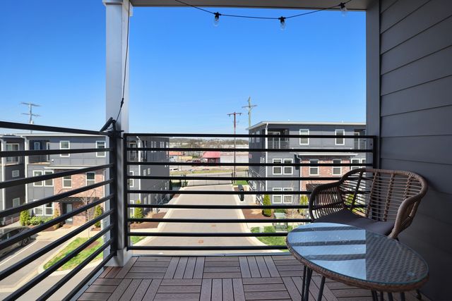 102 Duke St Apt 45, Nashville, TN 37207