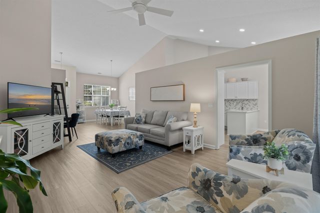 1204 Loblolly Ln., Conway, SC 29526