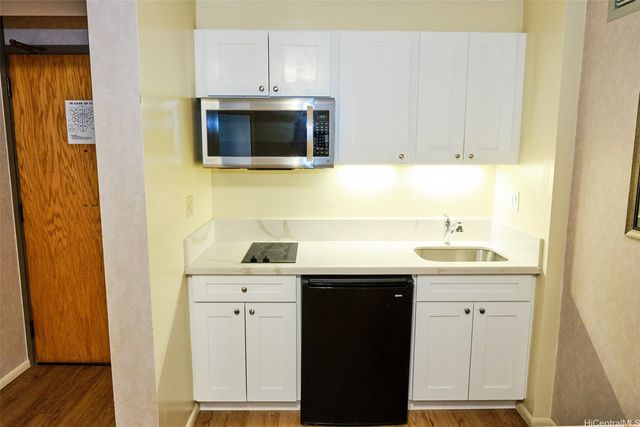 1088 Bishop Street 2712, Honolulu, HI 96813