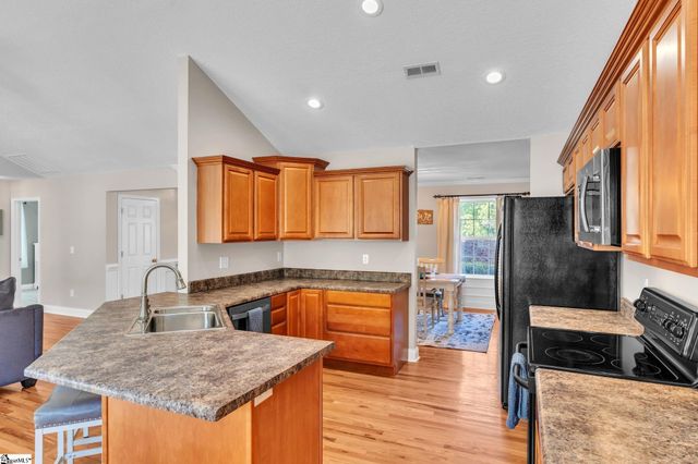 58 Jude Court, Taylors, SC 29651