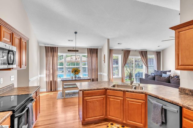 58 Jude Court, Taylors, SC 29651
