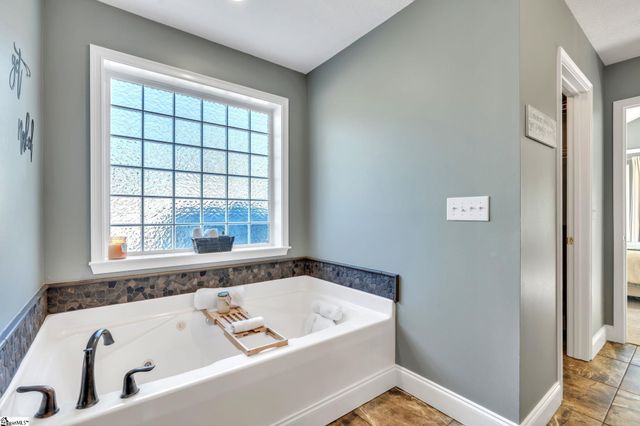 58 Jude Court, Taylors, SC 29651