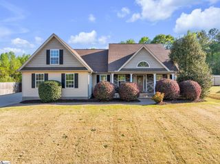 58 Jude Court, Taylors, SC 29651