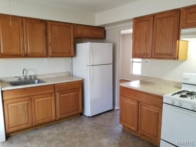 105 Clearview Drive, Florissant, MO 63033