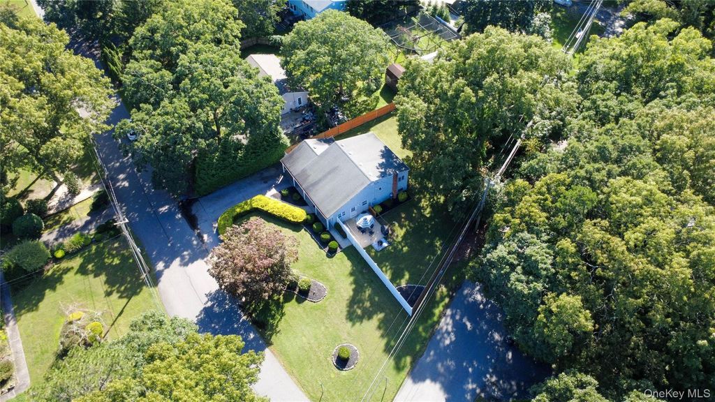 22 Half Moon Pond Road, Ridge, NY 11961