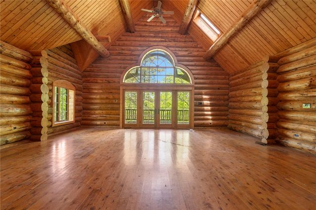 10831 & 10836 Bray Road, Elkins, AR 72727