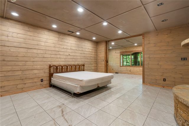 10831 & 10836 Bray Road, Elkins, AR 72727