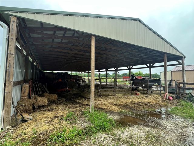 10831 & 10836 Bray Road, Elkins, AR 72727